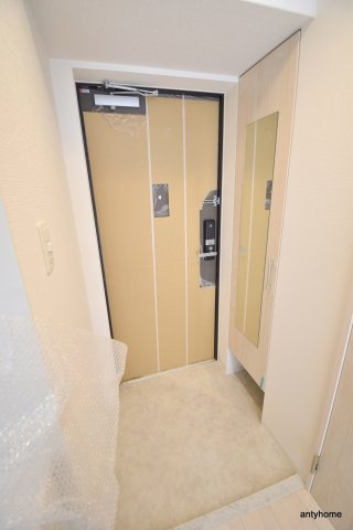 エスリードレジデンス梅田フロント　仲介手数料無料の玄関