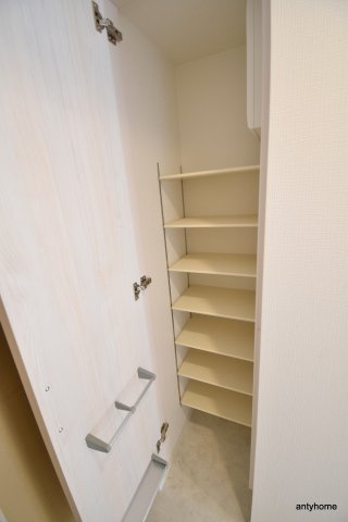 エスリードレジデンス梅田フロント　仲介手数料無料の収納
