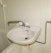 ペティパレス薬園台の洗面所