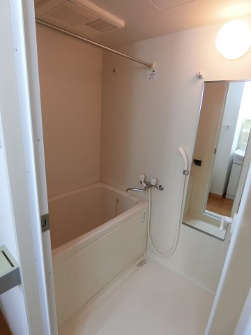 レクエルドの浴室