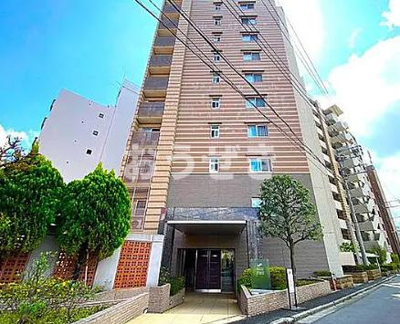 クレストフォルム横浜平沼の外観