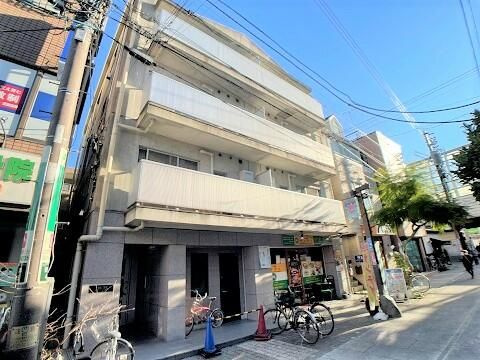 ＹＨ－３Ｓビルの外観
