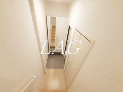 【玄関】 | リード・アロッジオⅡ | 玄関です。
