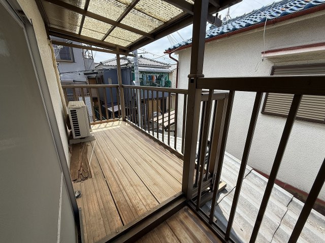中曽司町戸建のバルコニー