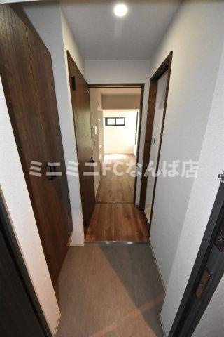 ドゥーエ南堀江の玄関