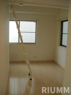 【居間・リビング】 | プレールオオサキ