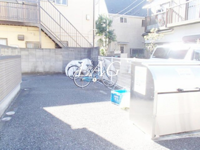 【その他共用部分】 | ジェネリックⅡ | 駐輪場です。