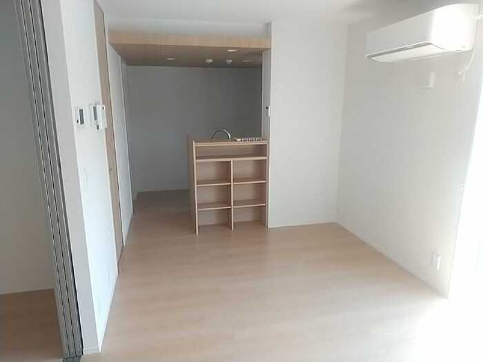 多摩市和田のアパートの内装
