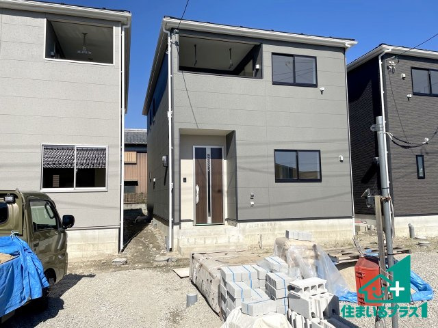 ★東近江市五個荘簗瀬町　第3期　新築一戸建ての外観|安心の10年保証！外観を美しく保ち、雨水で汚れを落とします！気になることがありましたら、お気軽にお問い合わせください！