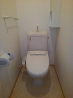コンパクトで使いやすいトイレです