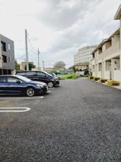 車をお持ちの方に嬉しい駐車場付きの物件です