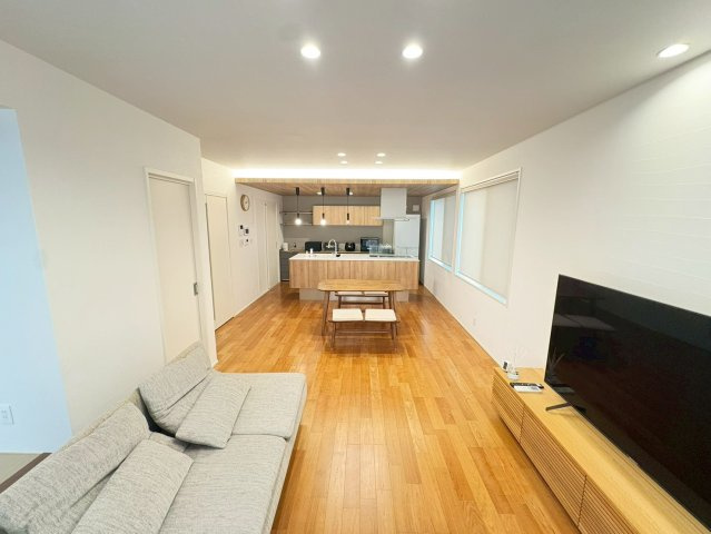 【居間・リビング】の画像