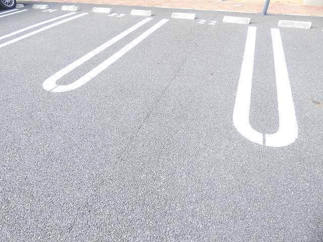 駐車場に車を止められます
