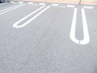駐車場に車を止められます