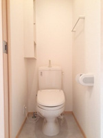 ゆったりとした空間のトイレです