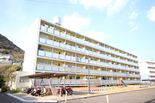 ビレッジハウス福田本町1号棟の外観
