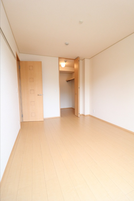 サンヴィレッジ中河原の寝室