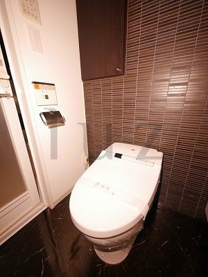 ドゥーエ横濱桜木町のトイレ|ウォシュレット完備です！