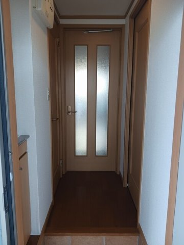 シンプルで使いやすい玄関です