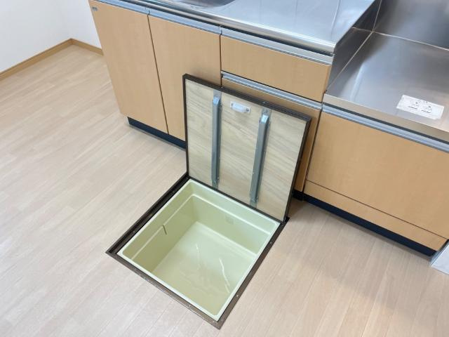 床下収納
