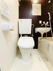 清潔感のあるトイレです