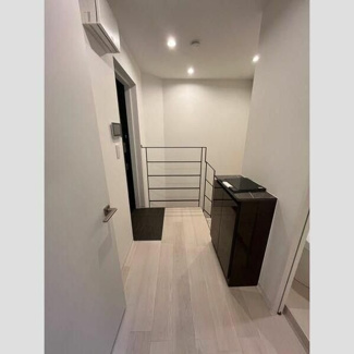 【玄関】 | SENSE RESIDENCE用賀 | 同仕様写真
