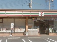 セブンイレブン横須賀武山店まで641m