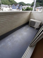 外からの目が気にならないバルコニーで洗濯物が干せます