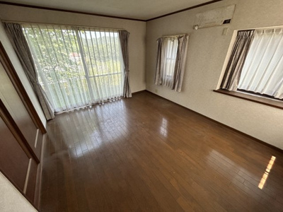 【居間・リビング】 | 河内南一丁目　戸建