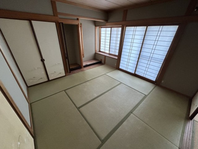 【和室】 | 河内南一丁目　戸建 | 8帖和室　1階