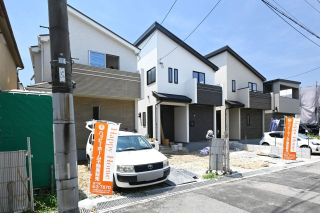 ハートフルタウン東園田町3丁目新築一戸建て全6区画│4LDK+駐車2台可 の外観|現地A・B・C号棟、全体外観写真です。