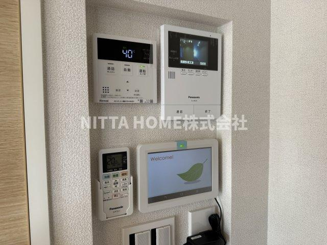 ブルジェオン駅南のセキュリティ|ＴＶインターホン、太陽光発電を設けています＊