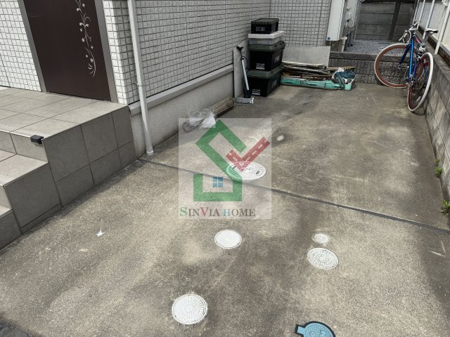 オーズデュープレックスの駐車場