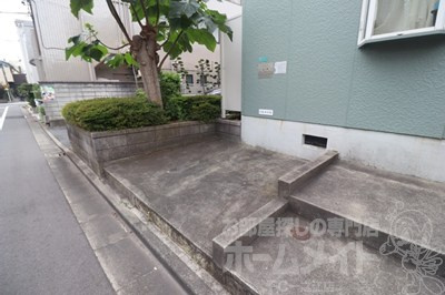エトスO2の駐車場