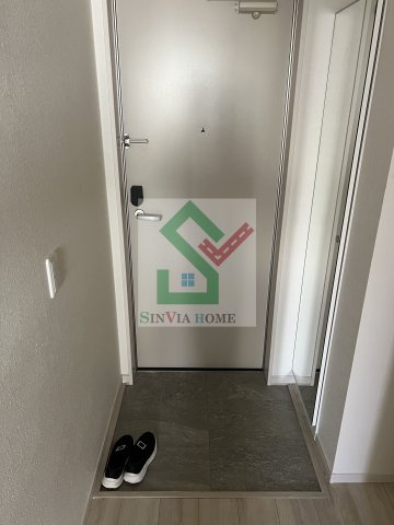 クレイス大泉学園の玄関