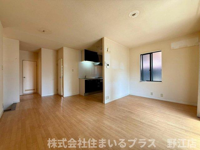 ライラック野江の居間・リビング