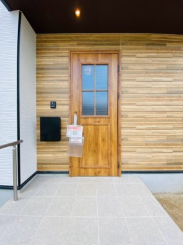 ケイアイテラス／益城町３期／１号棟の玄関