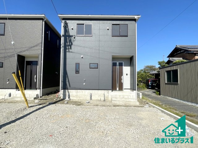 ★東近江市五個荘簗瀬町　第3期　新築一戸建ての外観|お客様に長く安心して住んでいだだける事にこだわった家づくり！住んでからのアフターサービスにもしっかりと取り組んでいます！