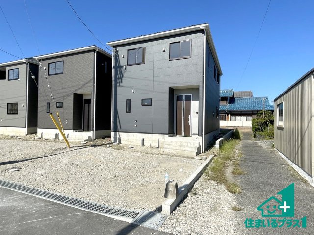 ★東近江市五個荘簗瀬町　第3期　新築一戸建ての外観|お客様に長く安心して住んでいだだける事にこだわった家づくり！住んでからのアフターサービスにもしっかりと取り組んでいます！