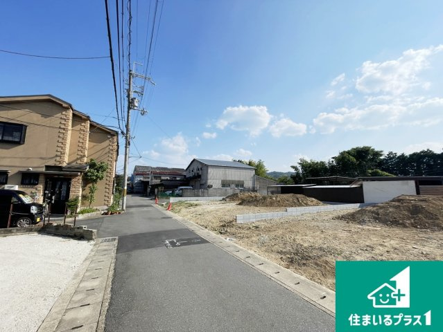 京都市西京区大原野灰方町　第1期　新築一戸建ての前面道路含む現地写真|現在建築中！落ち着いた街並みで新生活を始めることが出来そう！周辺の物件も併せてご紹介させて頂きます！