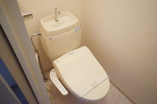 グランメールＡのトイレ|同施工会社、同型タイプです