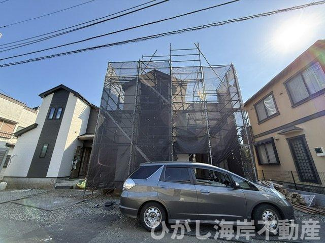 茅ケ崎市南湖５丁目　新築戸建　全２棟の外観|10月9日撮影　建築中　現地外観