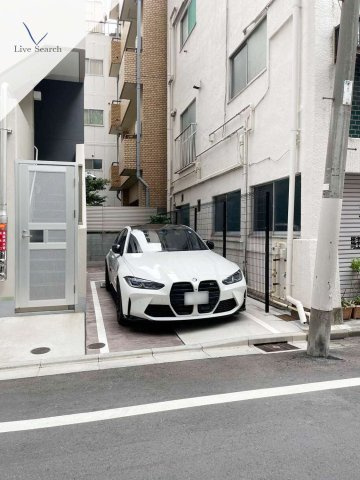 ＡＬＴＥＲＮＡ文京湯島の駐車場