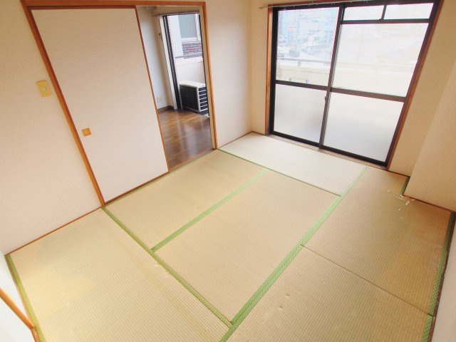 メゾン正木の和室