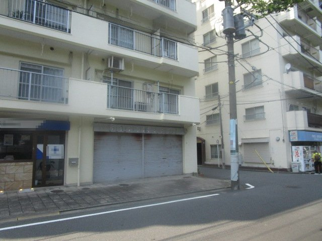 横浜市神奈川区反町２丁目の倉庫