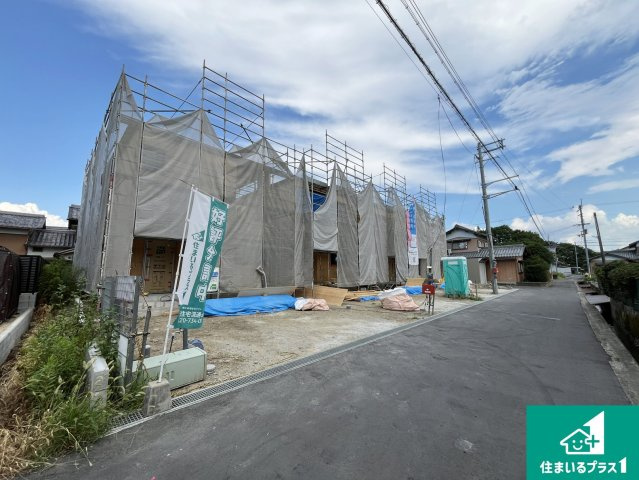 東近江市五個荘簗瀬町　第3期　新築一戸建ての前面道路含む現地写真|現在建築中！落ち着いた街並みで新生活を始めることが出来そう！周辺の物件も併せてご紹介させて頂きます！
