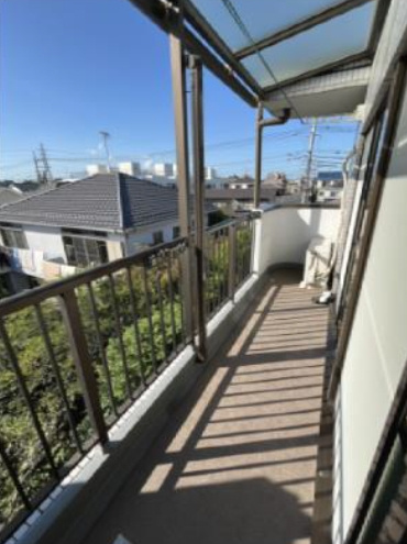 センチュリー大泉学園のバルコニー