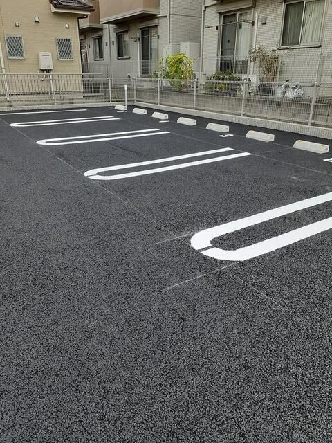 コンフォールＧＲ　Ⅱの駐車場