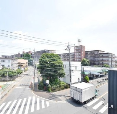 調布市染地１丁目の賃貸マンションの展望