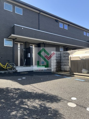 フォレストコートA棟のエントランス